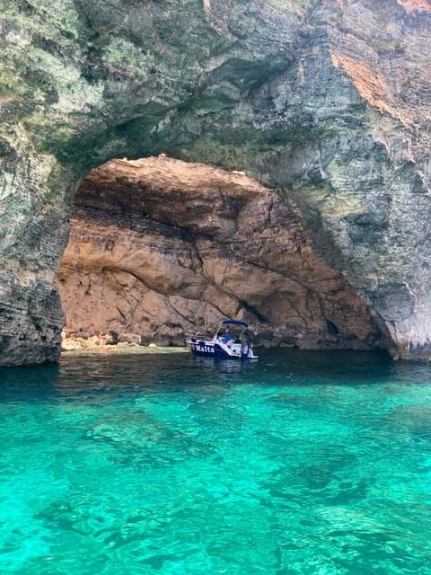 Full Day Private Charter Around Comino, Gozo & Malta - Key Stops
