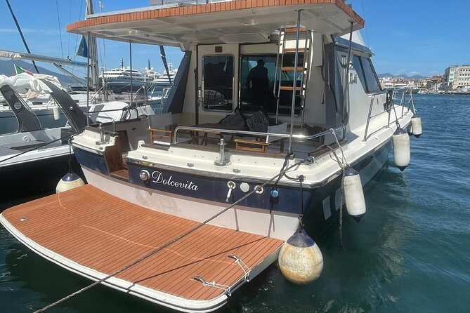 Full Day Private Cruise to Capri on Azimut 43 - The Sum Up