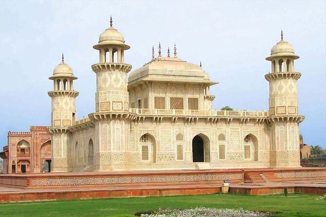 Full Day Private Customized Tour of Agra With Visit to Taj Mahal - Cancellation Policy