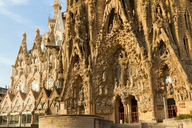 Full-Day Private Guided All Inclusive Barcelona Shore Excursion - Inclusions and Exclusions