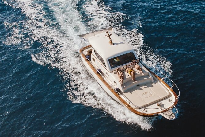 Full-Day Private Guided Boat Tour in Capri - Inclusions