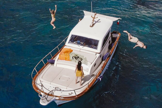 Full-Day Private Guided Boat Tour in Capri - Traveler Photos