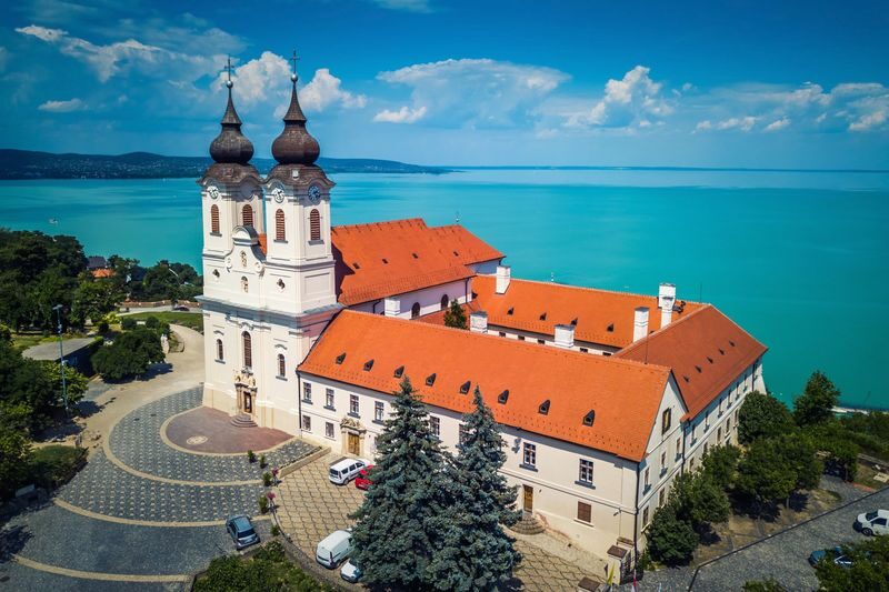 Full Day Private Guided Lake Balaton Tour with Lunch - Key points before you book
