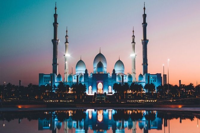 Full-Day Private Guided Tour to Abu Dhabi - Itinerary Overview