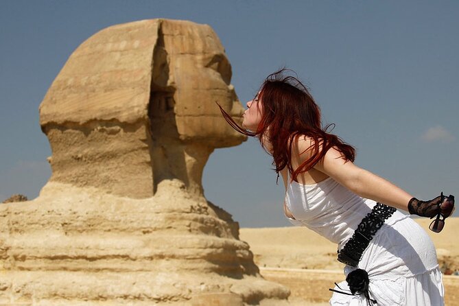 Full-Day Private Guided Tour to Cairo and Pyramids From Hurghada - How to Book