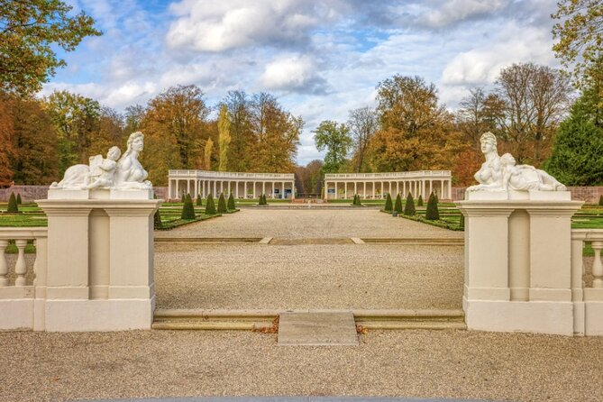 Full-Day Private Historic Royal Tour Around Castles and Palaces - Castle and Palace Visits