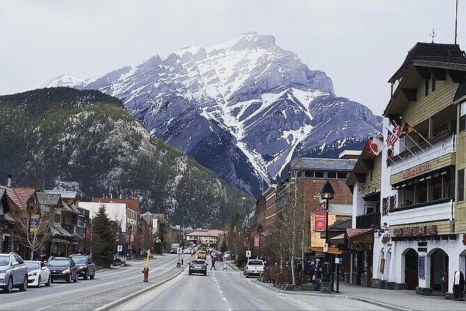 Full Day Private Luxury SUV Tour in Banff - Good To Know