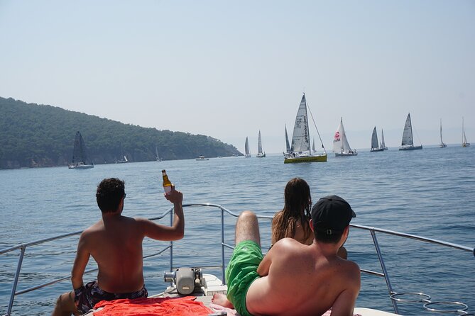 Full Day Private Luxury Yacht Cruise to Princes Island and / or Bosphorus - Reviews and Ratings