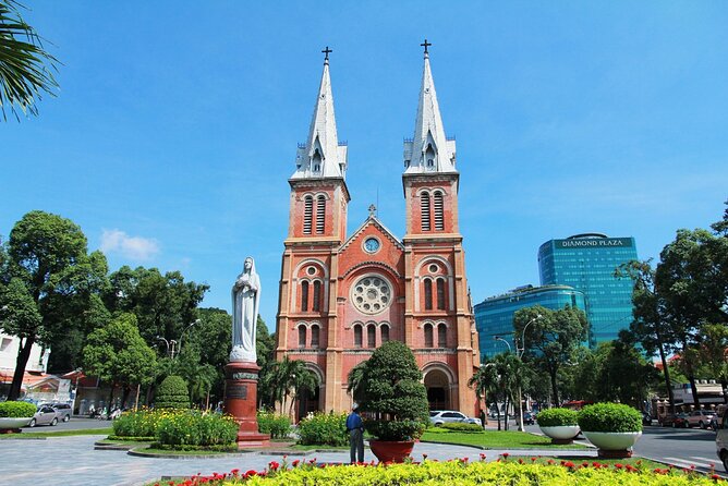Full-Day Private Saigon Ciy Tour With Lunch - Embroidery Workshop and Shopping