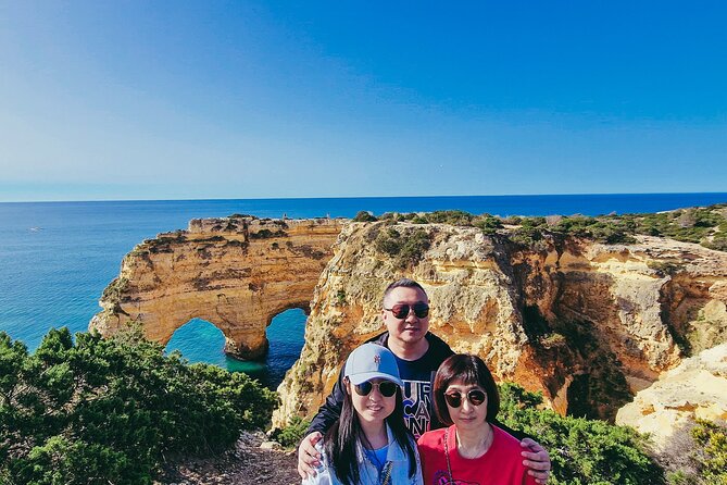 Full Day Private Seville to Lisbon Transfer With Stops in Algarve - Service Inclusions