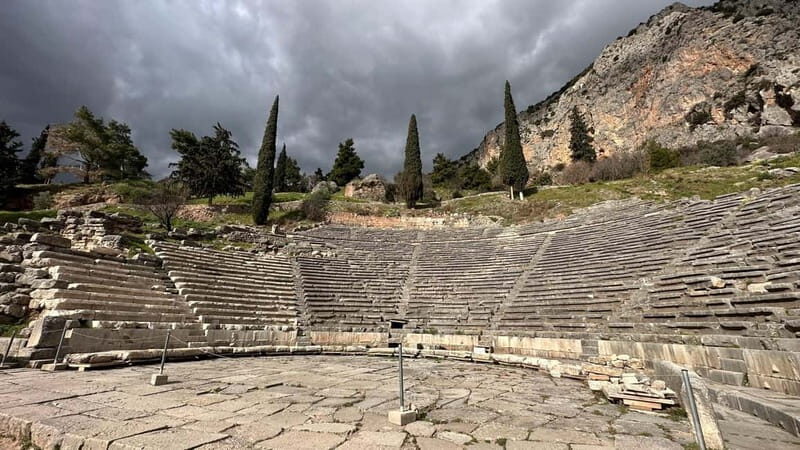 Full Day Private Tour Delphi Navel Of Earth Hosios Loukas - An In-Depth Look at the Itinerary and Experience