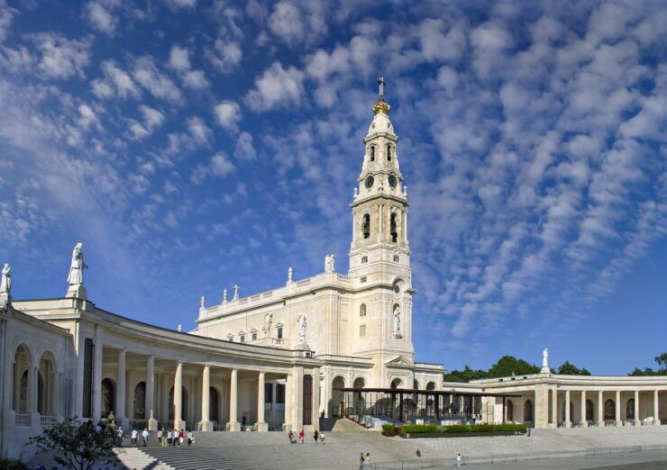 Full Day Private Tour: Fátima, Batalha & Óbidos From Lisbon - Tour Details