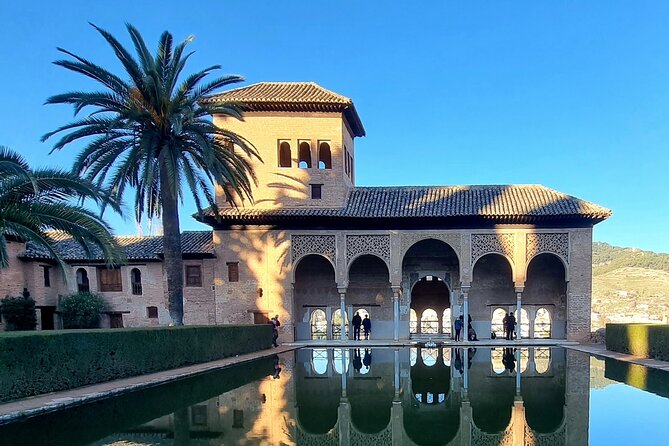 Full Day Private Tour in Alhambra From Malaga - Group Size: Tailoring the Tour to Your Needs