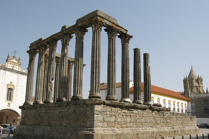 Full Day Private Tour in Évora and Monsaraz - Tour Pricing and Booking Details