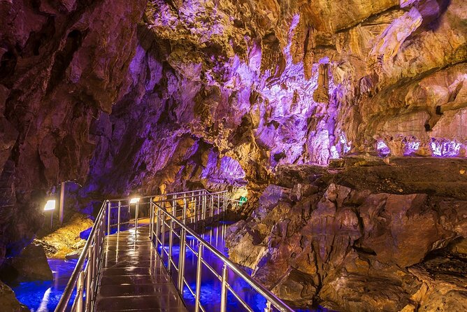 Full Day Private Tour in Hida and Great Limestone Cave - Hida Region Exploration