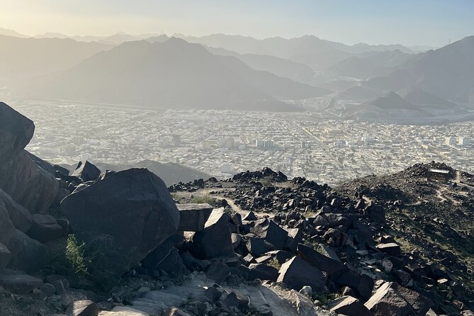 Full-Day Private Tour in Kalba Mangroves And Khor Fakkan - The Sum Up