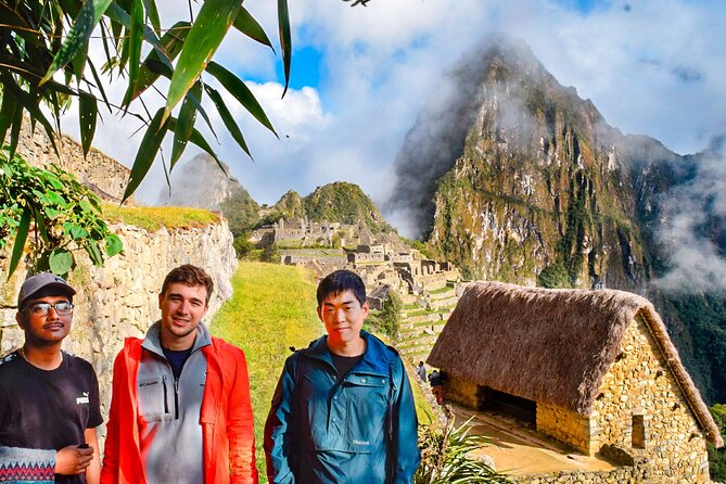 Full-Day Private Tour in Machupicchu With Expedition Train - Inclusions and Exclusions