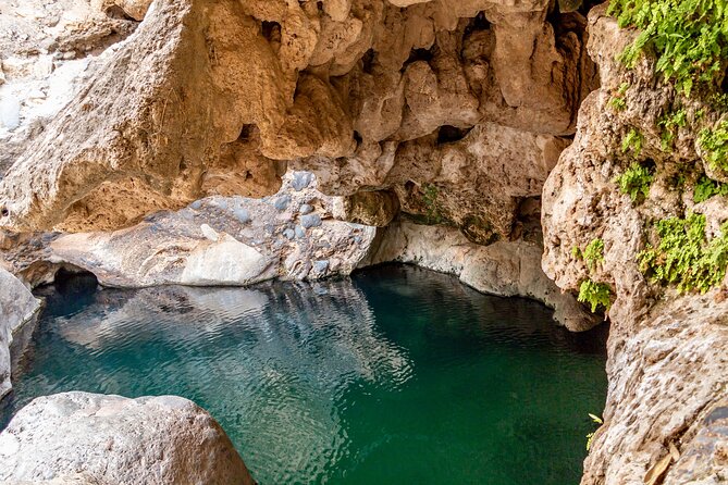Full Day Private Tour in Wadi Shab From Muscat - Cancellation Policy