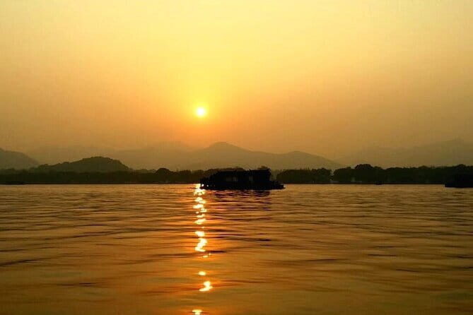 Full Day Private Tour Incredible Hangzhou Highlight - The Details of the Full Day Hangzhou Tour
