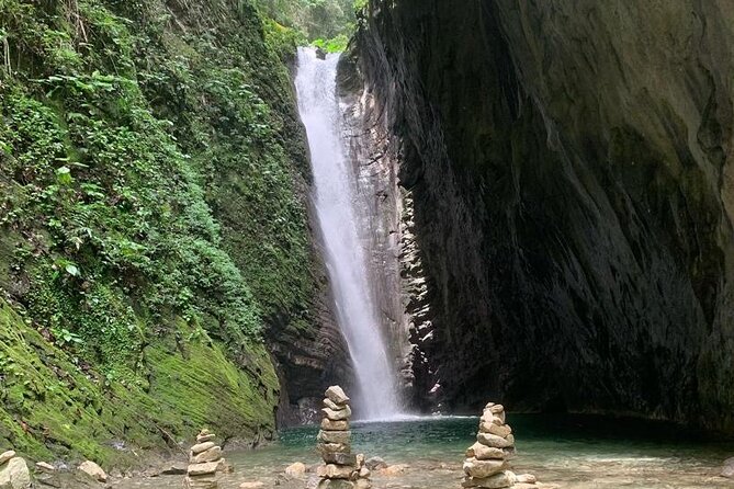 Full Day Private Tour Latina and Charcos De Nizao With Lunch - Itinerary Details