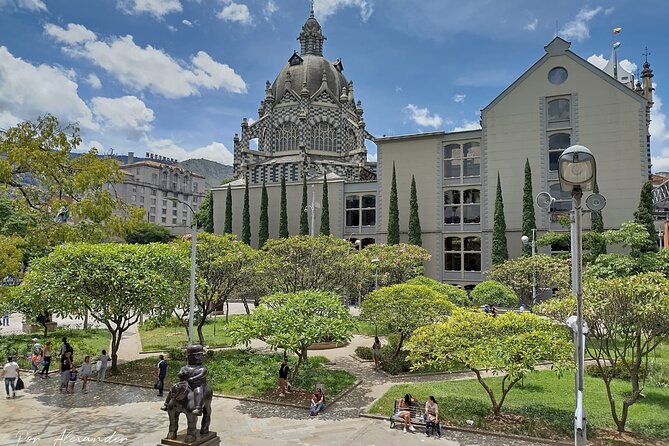 Full Day Private Tour of Beautiful Medellín - Important Information