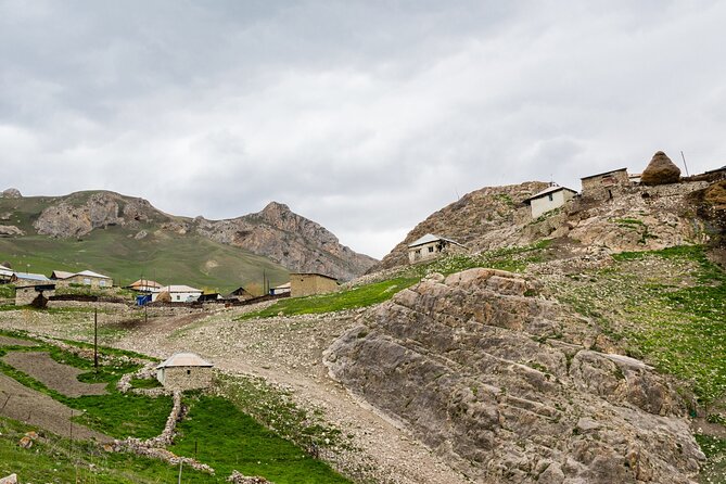 Full Day Private Tour of Guba and Khinalig From Baku - Meeting and Pickup Information