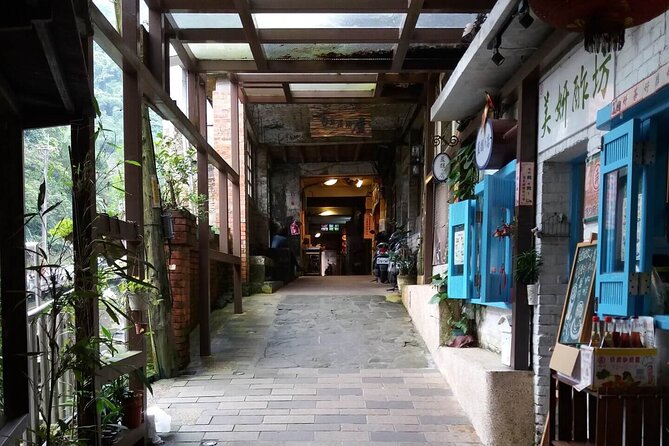 Full-Day Private Tour Taipei Tamsui-Kavalan and Shiding Old Street - Kavalan Distillery