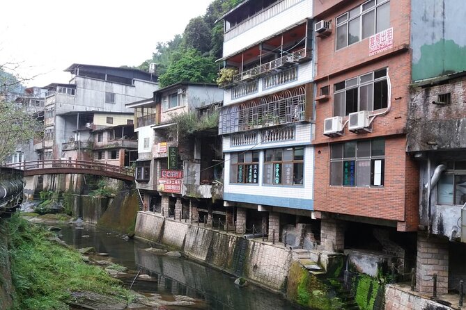 Full-Day Private Tour Taipei Tamsui-Kavalan and Shiding Old Street - Pricing and Inclusions