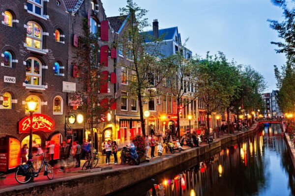 Full Day Private Tour to Amsterdam From Brussels - Attraction Highlights
