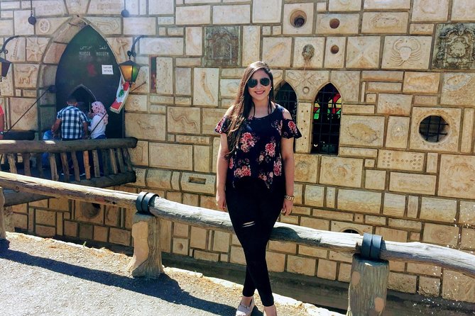 Full-Day Private Tour to Beiteddine, Deir El Qamar, Moussa Palace and Ain W Zain - Lunch Details