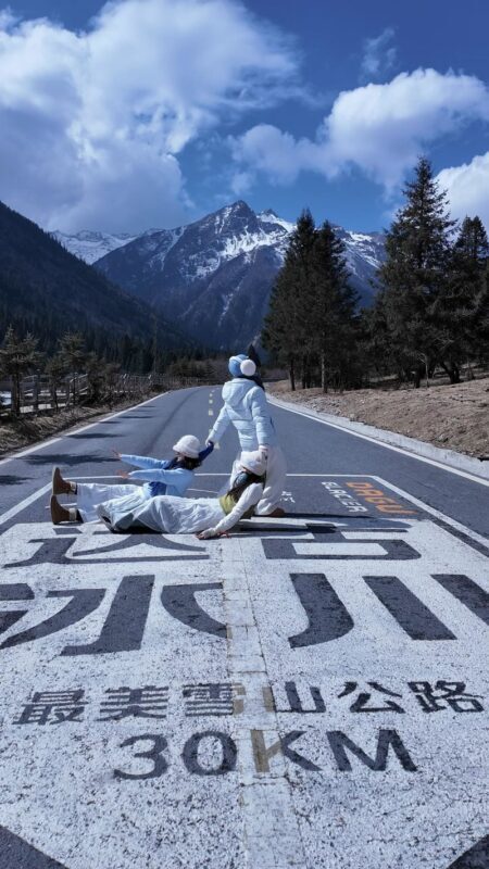 Full-day private tour to Dagu Glacier, Chengdu - Is $100.89 good value?