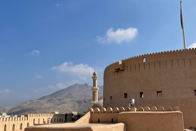 Full Day Private Tour to Nizwa and Jebel Akhdar - Good To Know