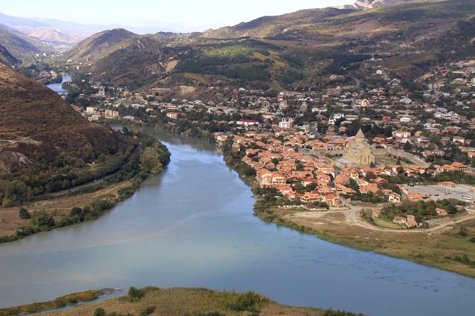 Full-Day Private Tour to Old Tbilisi and Mtskheta - Tour Highlights