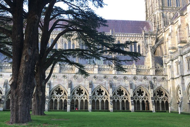 Full-Day Private Tour to Salisbury, Stonehenge and Woodhenge - Directions