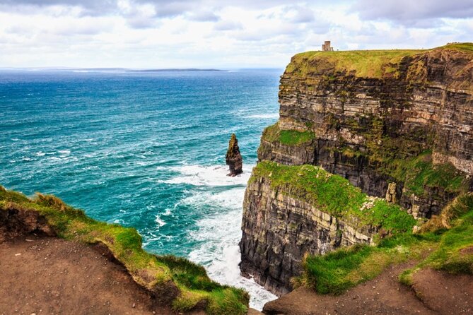 Full Day Private Tour to The Cliffs of Moher, Bunratty Castle - Pricing and Inclusions