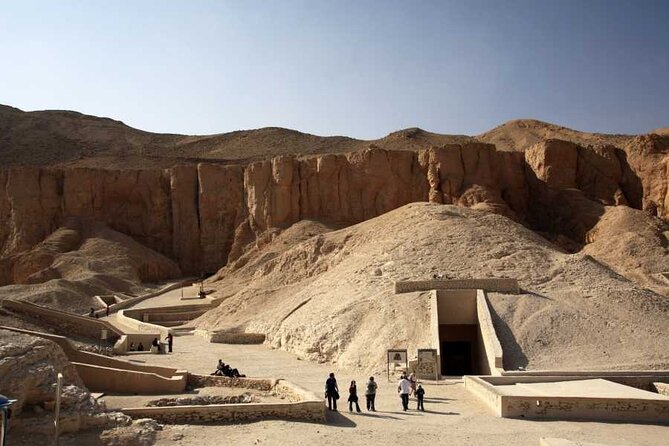 Full Day Private Tour to Valley of the Kings and Queens - Price Details