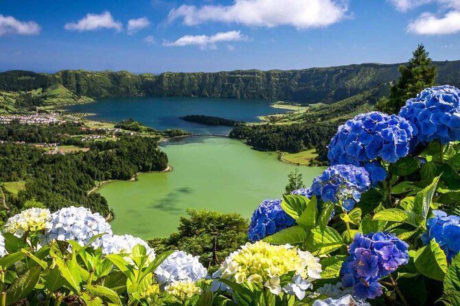 Full Day Private Tour West & East in São Miguel Island - West Side Highlights
