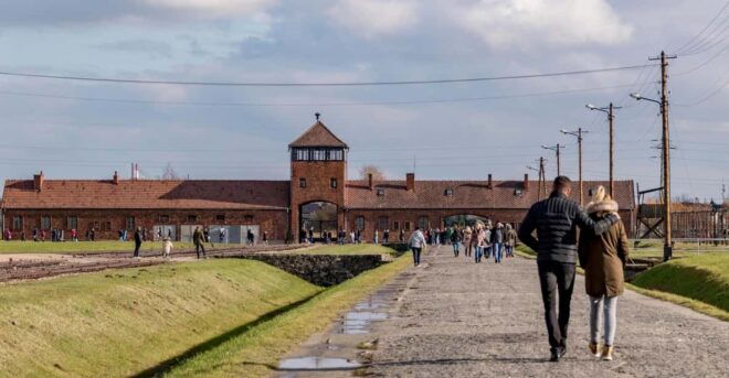 Full-Day Private Trip From Prague to Auschwitz - Birkenau - Guided Tour
