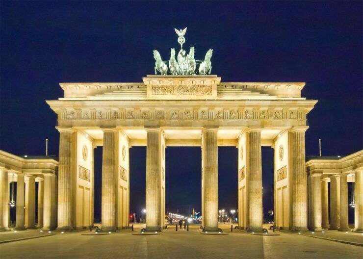 Full-Day Private Trip From Prague to Berlin - Activity Details
