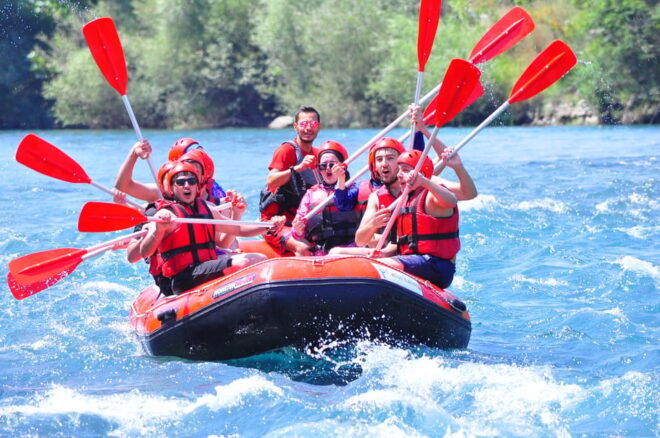 Full Day Rafting Tour With Lunch and Transfer - Participant Information