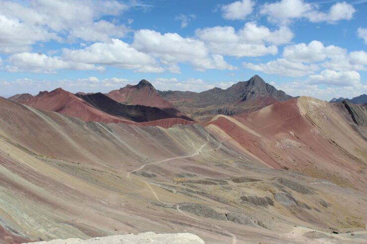 Full Day Rainbow Mountain and Red Valley – Private Service - Itinerary Details