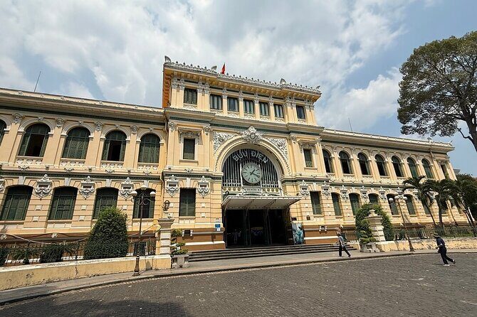 Full Day Saigon Discovery - Exploring Ho Chi Minh City with the Full Day Tour