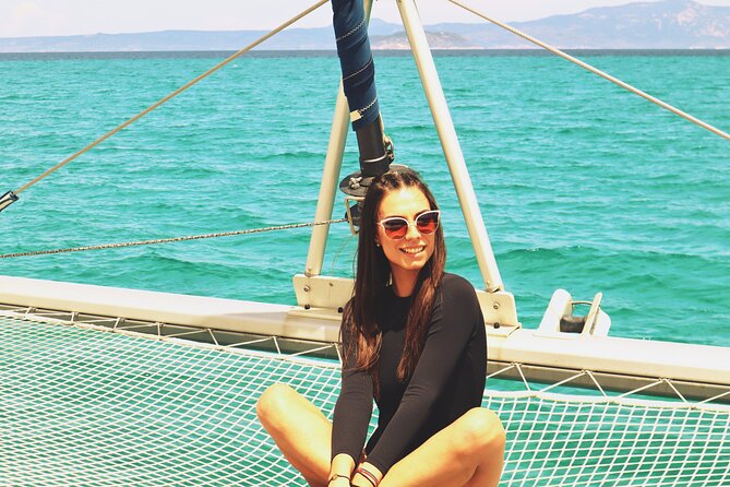 Full Day Santorini Catamaran Private Cruise With Meal and Transfer - Traveler Reviews and Ratings
