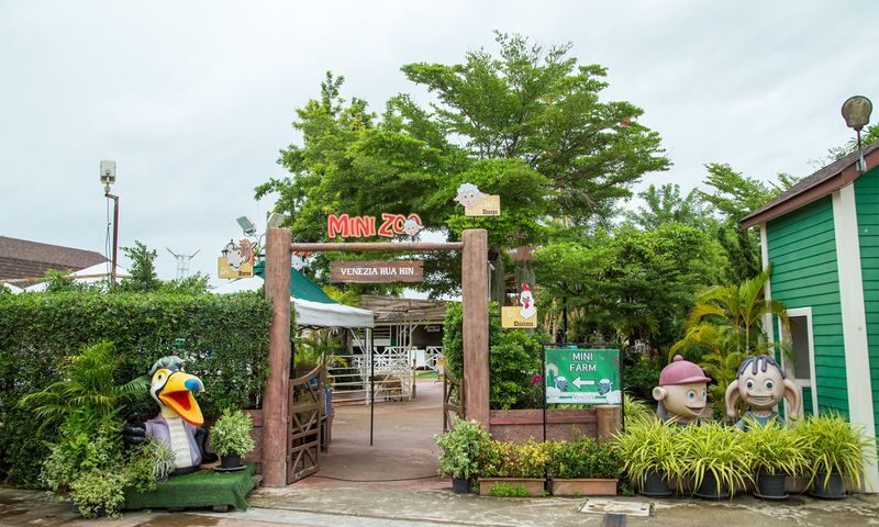Full Day Santorini Park Hua Hin Tour by Yusabai - From Bangkok to Hua Hin in one long day
