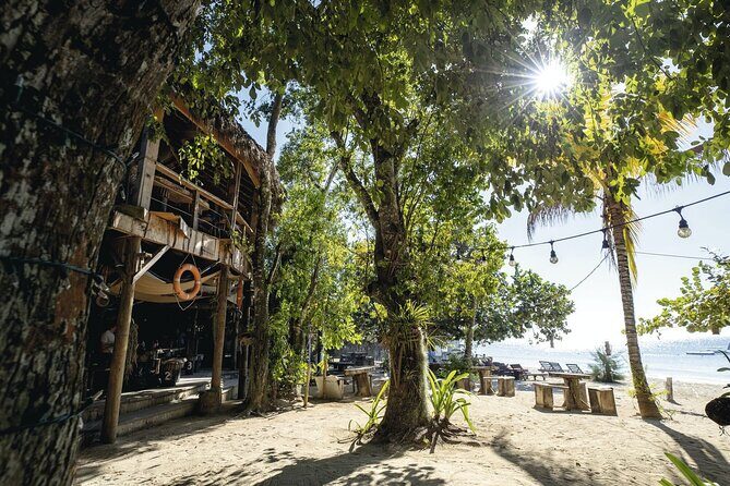 Full Day Seven Miles Beach and Rick's Café with Entrance Included - The Value of This Tour