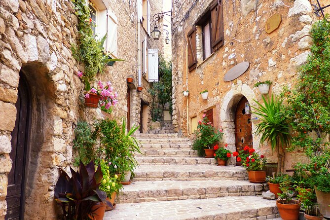 Full-Day Shared Tour Provence and Its Medieval Villages From Nice - Medieval Villages to Explore