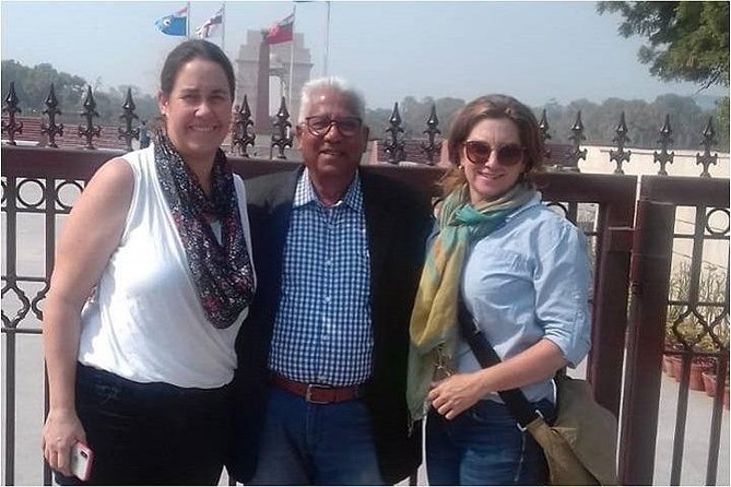 Full Day Sightseeing of Old and New Delhi - Meeting and Pickup Details
