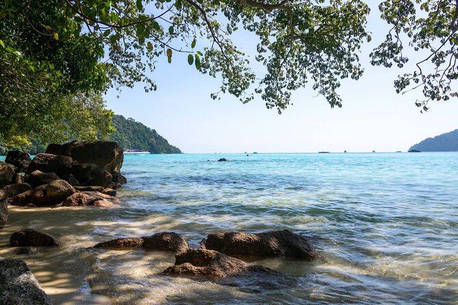 Full-Day Surin Island by Speed Boat From Khao Lak With Lunch - Enjoy a Delicious Lunch on the Island