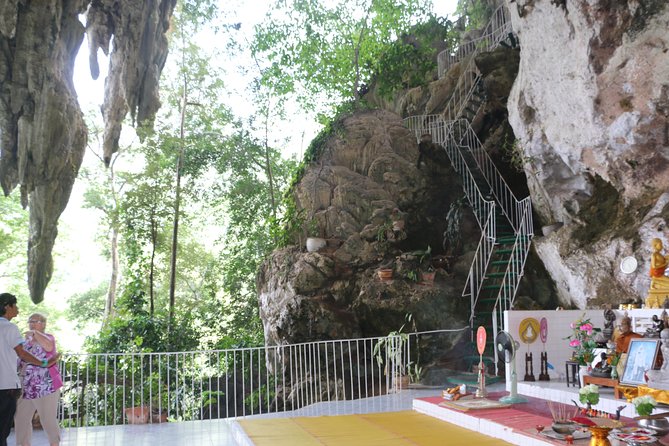 Full-Day Temple Tour Including Dragon Cave From Khao Lak - Cancellation Policy