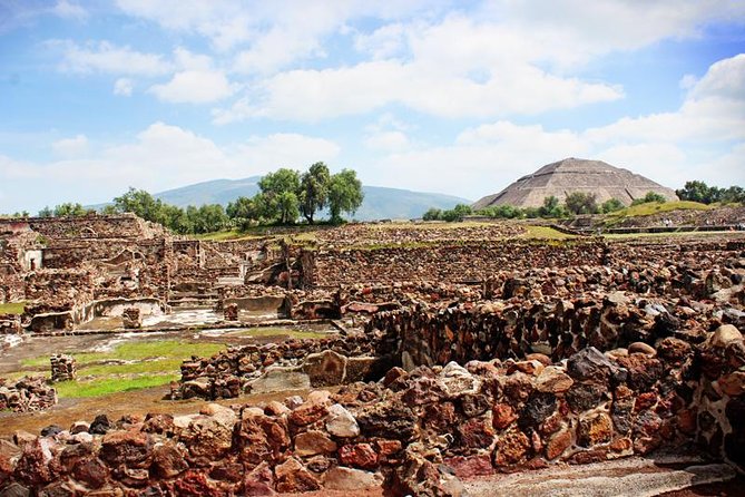 Full-Day Teotihuacan & Basilica Guadalupe Tour - Directions